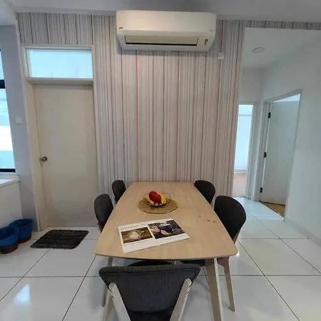 A2705 Platino Paradigmmall Netflix Poolview Bystay Johor Bahru Exterior photo