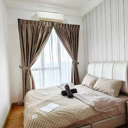 A2705 Platino Paradigmmall Netflix Poolview Bystay Johor Bahru Exterior photo