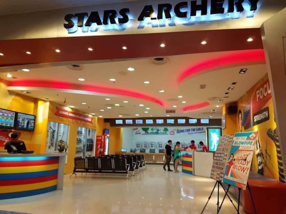A2705 Platino Paradigmmall Netflix Poolview Bystay Apartment